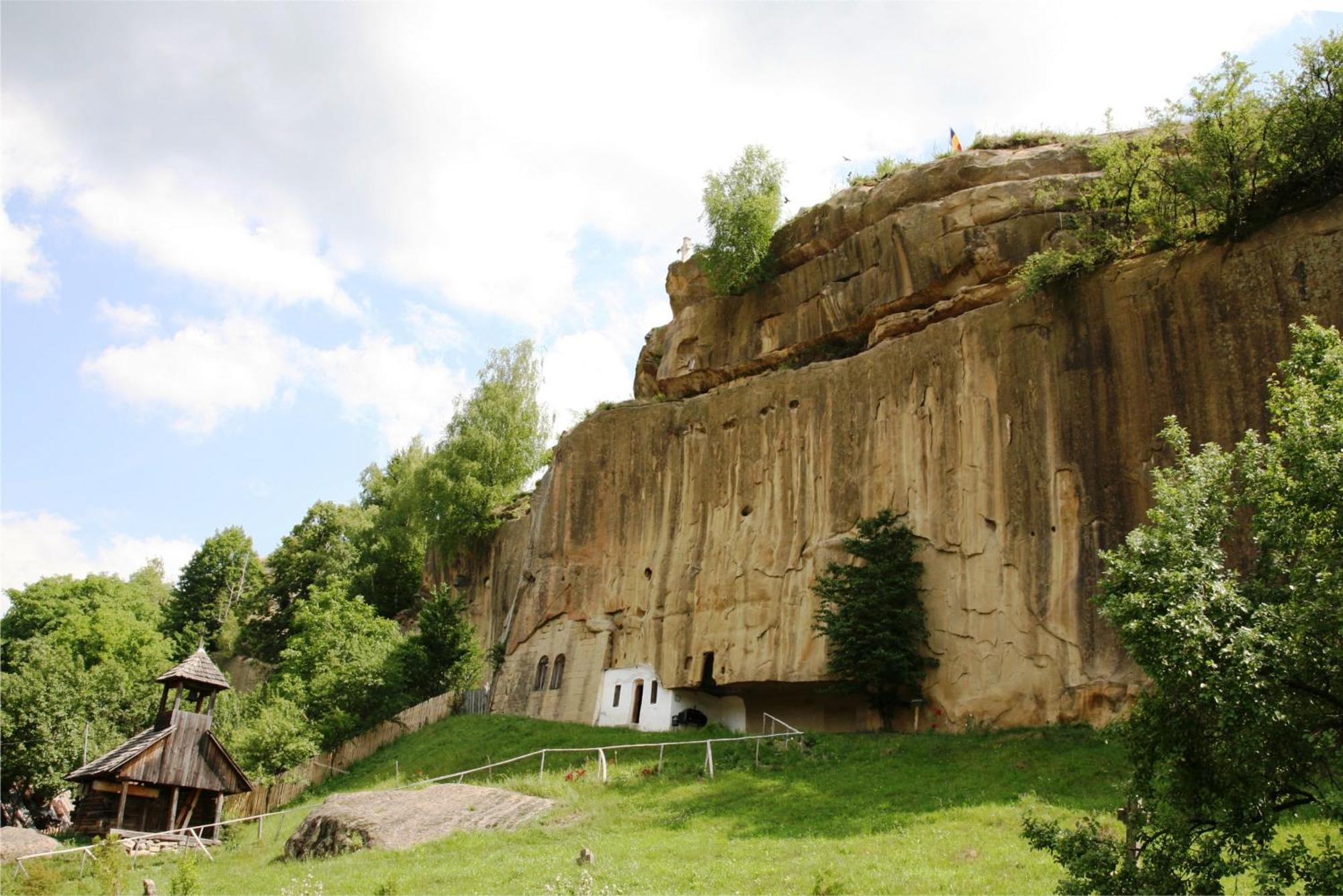 Conacul Doamnei Villa Corbi ภายนอก รูปภาพ